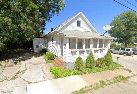 4302 Fenwick Avenue, Cleveland, OH 44113