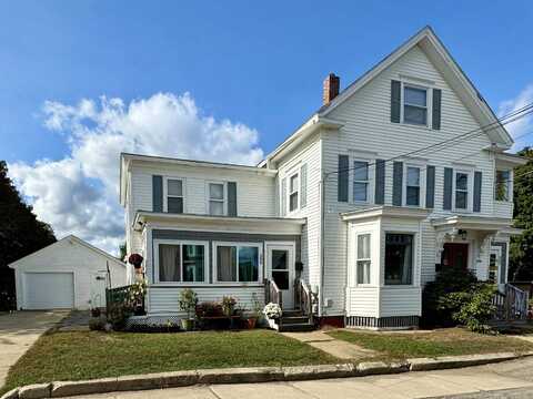 39 Chestnut Street, Rochester, NH 03867