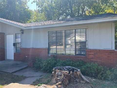 713 W Delaware Street, Tahlequah, OK 74464