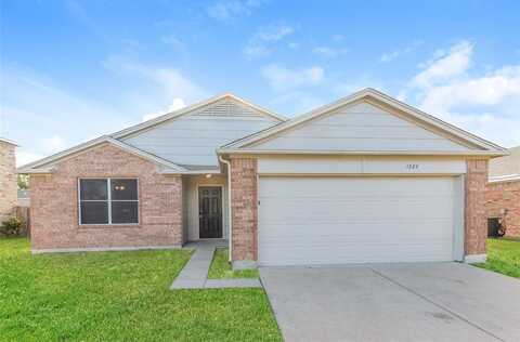 1504 Clemson Drive, Glenn Heights, TX 75154