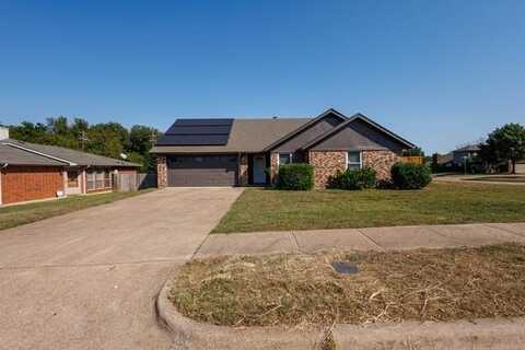 815 Young Drive, Cedar Hill, TX 75104