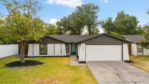 629 Oxford Park, Garland, TX 75043