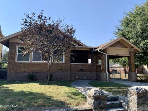 528 N Moffet Avenue, Joplin, MO 64801