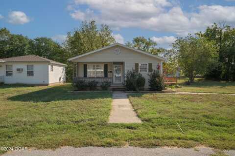 1414 S Case Street, Carthage, MO 64836