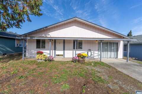 208 W Prairie St, Sequim, WA 98382