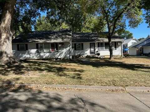 211 Sherman St, Wayne, NE 68787