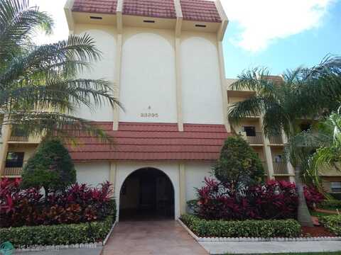 23395 Carolwood Ln, Boca Raton, FL 33428