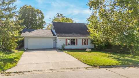 210 W WARREN Street, NEW LONDON, WI 54961