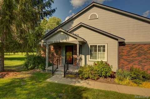 610 WINWOOD Circle, Walled Lake, MI 48390