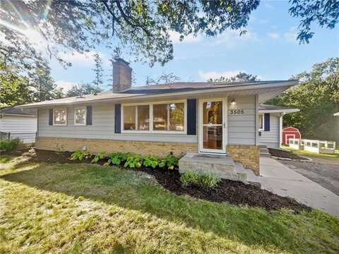 3505 Admiral Lane N, Brooklyn Center, MN 55429