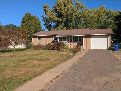 409 8th Avenue E, Osceola, WI 54020