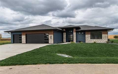 6653 Morgan Drive NW, Byron, MN 55920