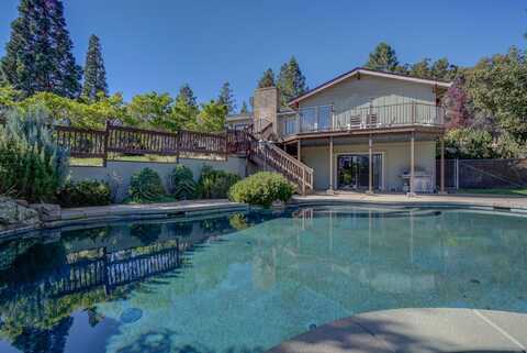 1418 Grizzly, Yreka, CA 96097