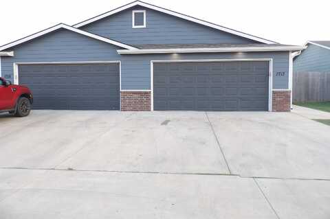 1713-1715 E 69th Ct N, Park City, KS 67219