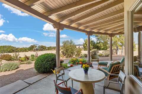 62 Condesa Road, Santa Fe, NM 87508