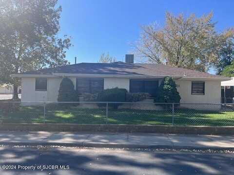 1901 N LEE Avenue, Farmington, NM 87402