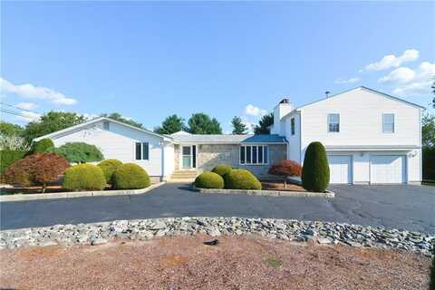 206 Shun Pike, Johnston, RI 02919