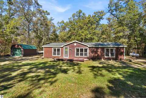 18824 Schwandt Road, Wellston, MI 49689