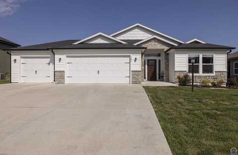 3304 SE Blazing Star DR, Topeka, KS 66609