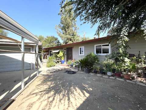 476 N York Street, Porterville, CA 93257