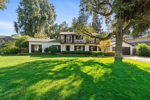 1701 W Beverly Drive, Visalia, CA 93277