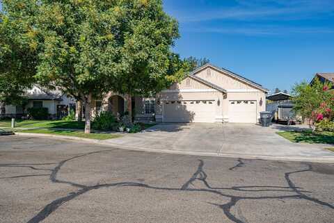 2520 N Liberty Court, Visalia, CA 93292