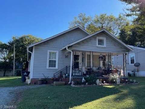 603 Oak Avenue, Lexington, NC 27292