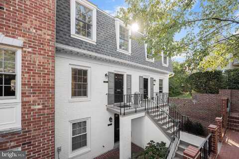 3229 SUTTON PLACE NW, WASHINGTON, DC 20016