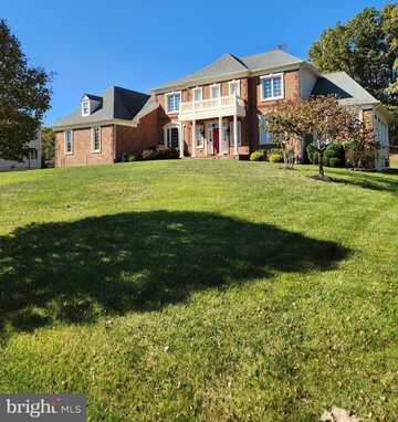 8512 KITTAMA DRIVE, CLINTON, MD 20735