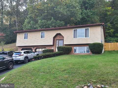 18 W NEVERSINK ROAD, READING, PA 19606