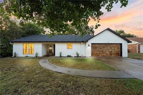 7108 Oxford Drive, Woodway, TX 76712