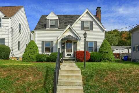 228 Orchard Ave, Ellwood City, PA 16117