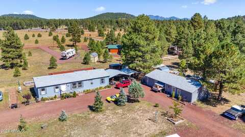 1075 S PINEWOOD Road, Williams, AZ 86046