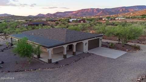 43630 N 20TH Street, New River, AZ 85087