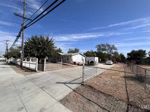 24 Garber Way, Bakersfield, CA 93307