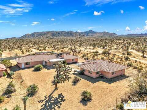 7590 Indio Ave, Yucca Valley, CA 92284