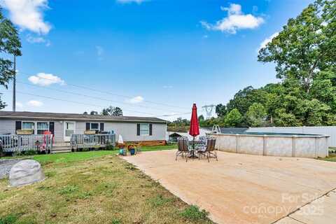 7686 Hickory Creek Drive, Denver, NC 28037