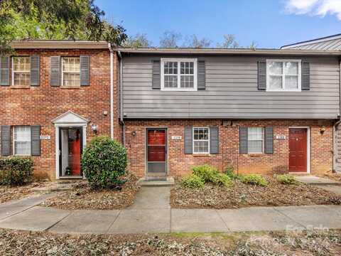 3370 Heathstead Place, Charlotte, NC 28210