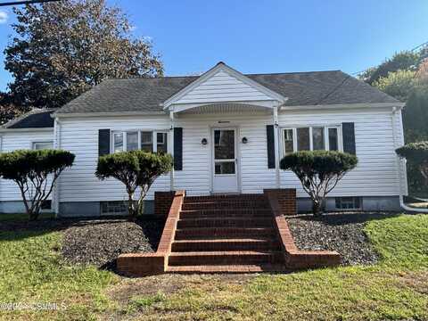 17 ASH Street, Cressona, PA 17929