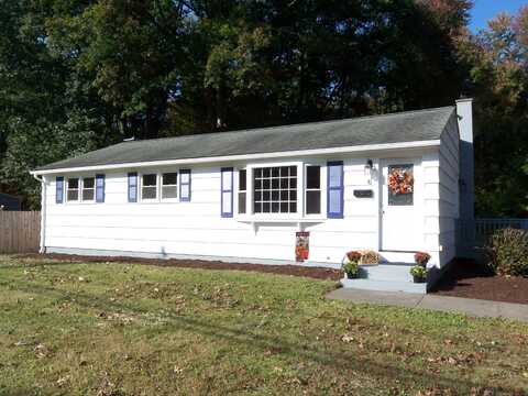 6 Rocket Run, Enfield, CT 06082