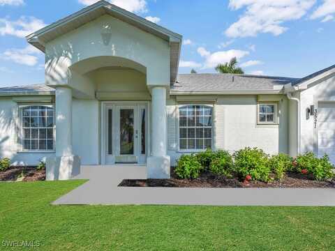 3521 SE Santa Barbara Place, Cape Coral, FL 33904