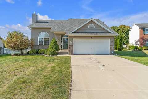 413 Settlers Cove, Tecumseh, MI 49286