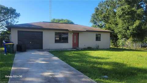 1401 Crossview Street, Lake Placid, FL 33852