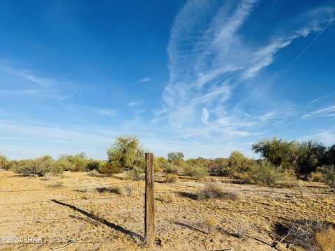 25401 Ave 37 E, Bouse, AZ 85325