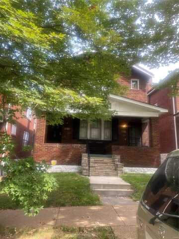 4629 Farlin Avenue, Saint Louis, MO 63115