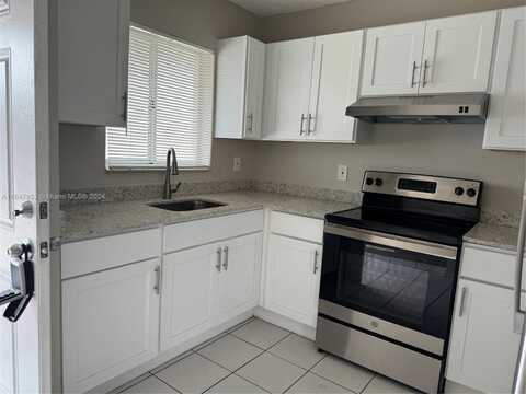 3051 W 76th St, Hialeah, FL 33018