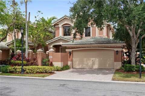 2812 Kinsington Cir, Weston, FL 33332