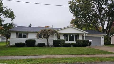 69445 Grove, Richmond, MI 48062