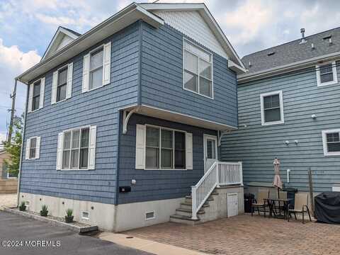 30 E Bay Way, Lavallette, NJ 08735