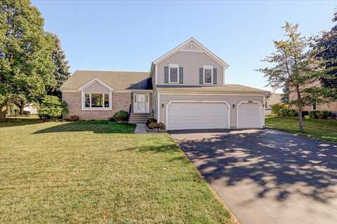 1145 Boxwood Drive, Crystal Lake, IL 60014